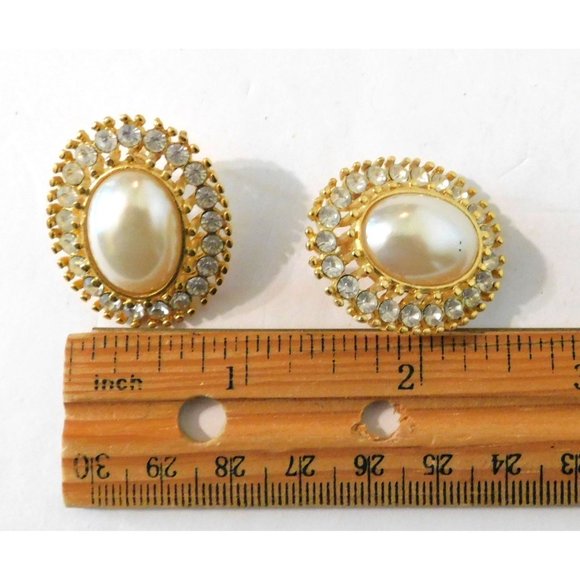 Vintage 1980s Fashion Pierced Earrings Large Oval Faux Pearl Crystals Goldtone - Picture 7 of 7